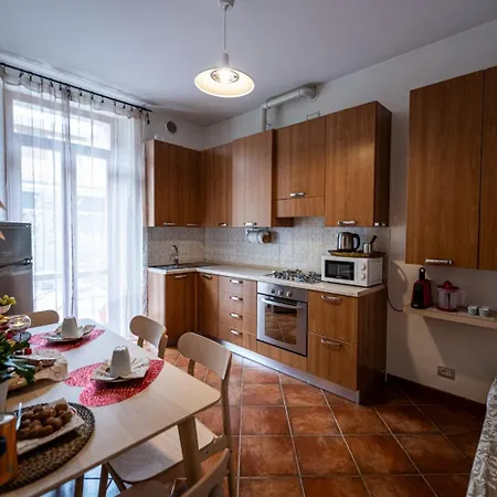 Apartment Baciati Dal Sole Romantico Vicino Alle Terme Di San Pellegrino