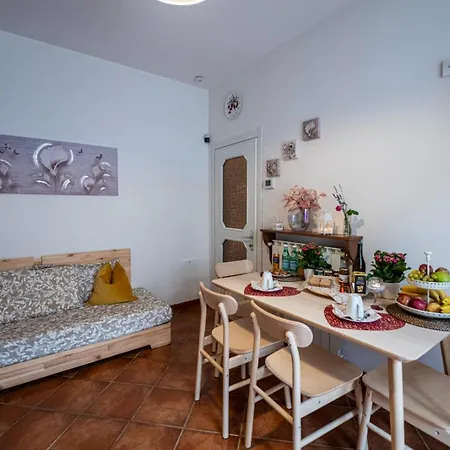 Baciati Dal Sole Romantico Vicino Alle Terme Di San Pellegrino Apartment San Pellegrino Terme