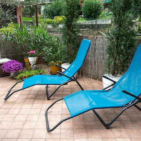 Baciati Dal Sole Romantico Vicino Alle Terme Di San Pellegrino
