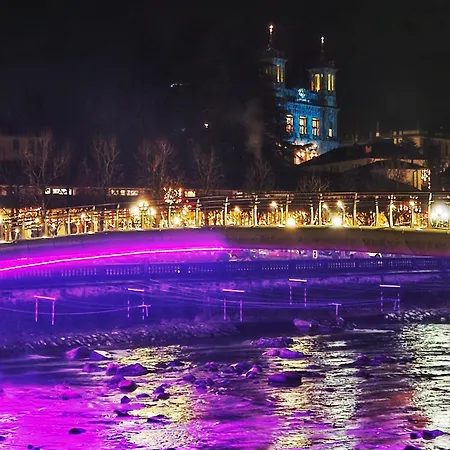 Baciati Dal Sole Romantico Vicino Alle Terme Di San Pellegrino * San Pellegrino Terme